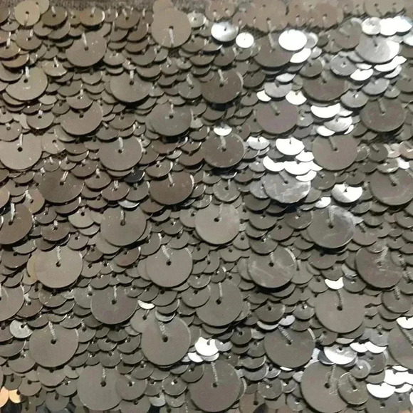 Vera Wang 100% wool cocktail partydress with a band of sequins around the bottom - Picture 12 of 12